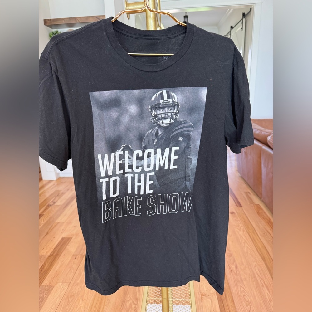 Baker Mayfield - welcome to the bake show , Large Black Graphic T-Shirt T9